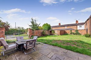 Photo 17- click for photo gallery